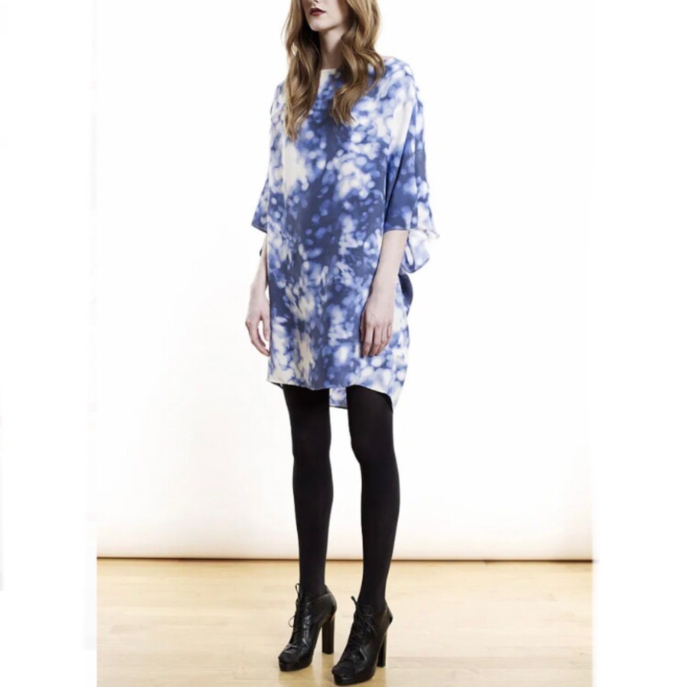 Shipley & Halmos 100% silk speckled blue and white shift dress